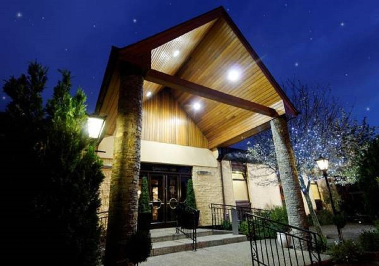 Devon Inn Hotel Templeglantine Village Exterior foto